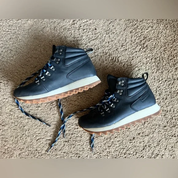 Merrell Winter Boots - Picture 2 of 5